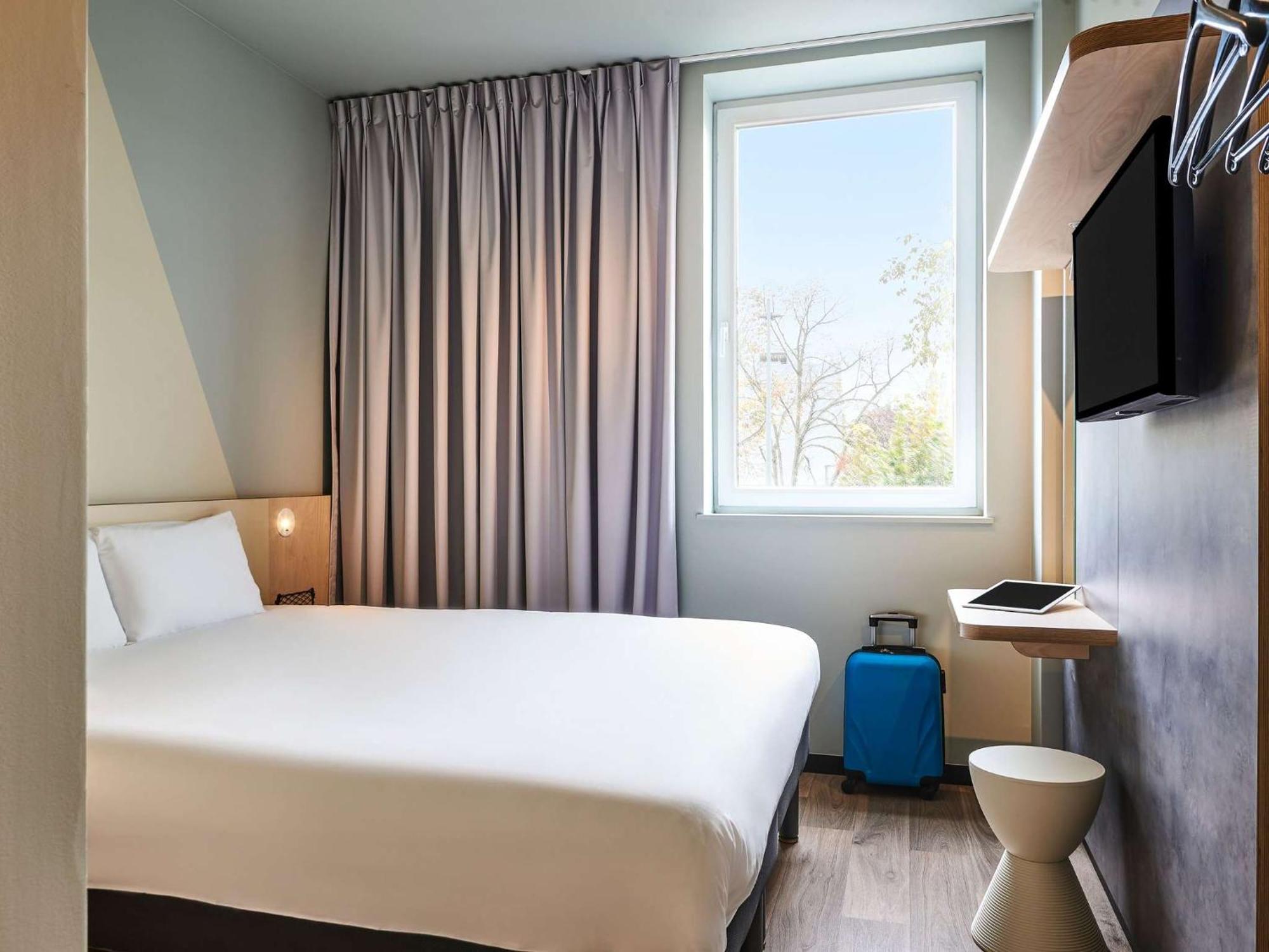 Ibis Budget Toulouse Labege Exterior photo